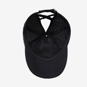 Casquette de baseball respirante à séchage rapide avec ouverture queue de cheval