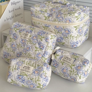 Floral Quilted Cotton Makeup Bag Large Capacity Travel Toiletry Pouch Portable Cosmetic Organizer Women Students Fresh