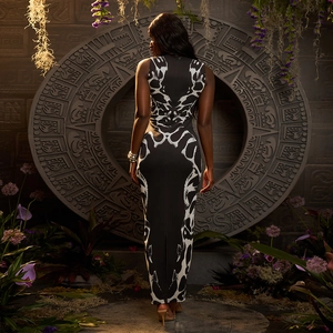 Slim fit sleeveless maxi dress with leopard print and back cutout for women