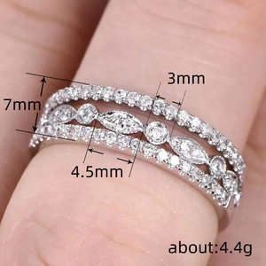 Bague de luxe multicouche ajourée avec zircons marquises et design argenté