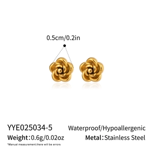 Detail view of 0.5cm stainless steel rose earrings with size and weight specifications