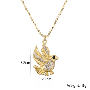 Detailed dimensions of 18K gold plated bird pendant with zircon stones showing 3.2cm height