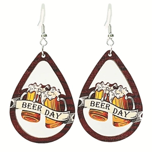 Boucles d'oreilles Beer Day en bois en forme de larme avec gravure de bière Oktoberfest