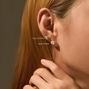 S925 silver stud earrings with yellow firework-cut stones in 5mm and 6mm sizes