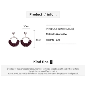 Size chart for vintage leather-wrapped geometric hoop earrings, 3.5cm x 4.5cm