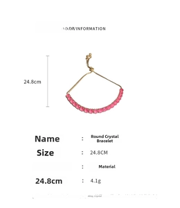 Vue détaillée du bracelet en cristal rose avec dimensions et spécifications du produit