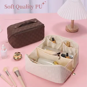 Large Capacity Makeup Bag PU Leather Checkerboard Pattern Portable Travel Toiletry Case Waterproof Cosmetic Organizer