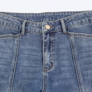 Jean évasé slim à taille mi-haute pour femme en denim bleu moyen avec bouton