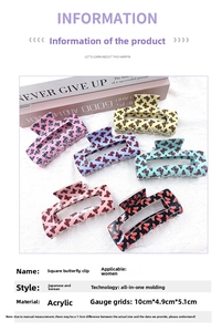 Lot de pinces à cheveux à motif papillon sur tissu blanc avec dimensions précises