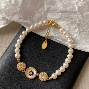 Bracelet En Künstliche Perles Vintage Français Avec Breloques Œil Mauvais Et Étoile Solaire Plaquées Or 18 Carats Élégant Pour Femmes