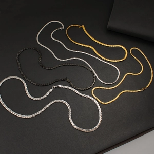 Flat pearl chain stainless steel necklaces in gold, silver and black for hip hop style