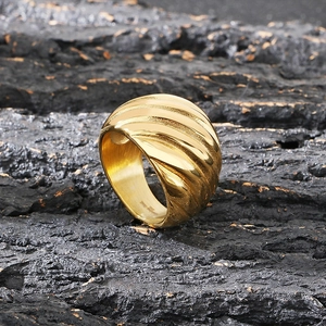 Bague croissant de style vintage français en acier inoxydable plaqué or pour femme