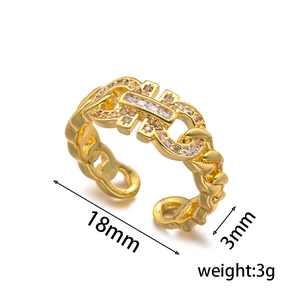Verstellbarer Goldring im Ketten-Design mit Gancini-Glied und Zirkonia-Besatz