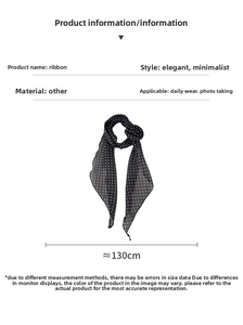 Détail du foulard en soie à pois de 130cm avec dimensions et informations sur la matière