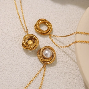 Vintage 18K gold plated stainless steel twisted necklace with spiral pearl pendant