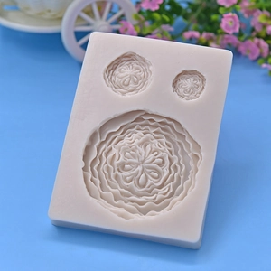 Three-hole flower silicone mold for DIY baking cake mousse and chocolate making