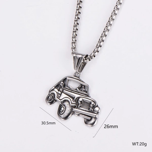 Detail view of silver jeep pendant with 30.5mm x 26mm dimensions and 20g weight marking