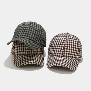 Classic houndstooth plaid baseball caps in multiple colors for women's retro winter style
