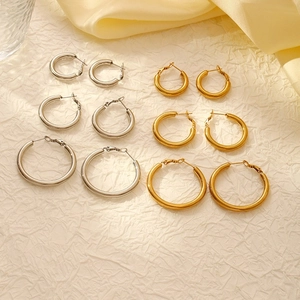 Solid Stainless Steel Hoop Earrings 18K Gold Plated Round Geometric Retro Style Fashion Accessory For Women
