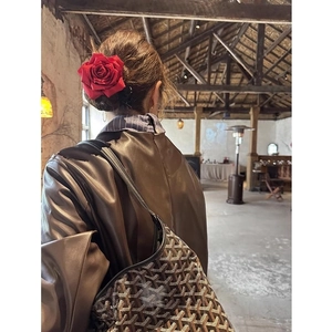 Chouchou Rose En Satin Rétro Français Élastique Cheveux Tie Élégant Rouge Floral Accessoires De Cheveux Pour Femmes