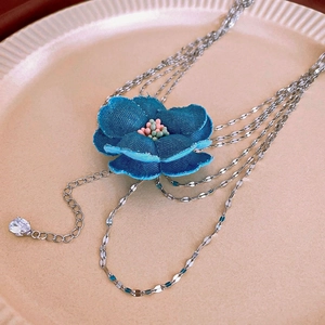 Collier Fleur En Tissu Denim Rétro Chaîne En Cuivre Multi Couches Avec Pendentif En Zircon Goutte D'eau Choker Élégant Femme