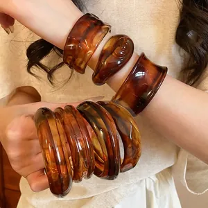 Vintage Tortoiseshell Acrylic Bangle Bracelet For Women Amber Resin Geometric Open Cuff Ethnic Style Retro Niche Jewelry