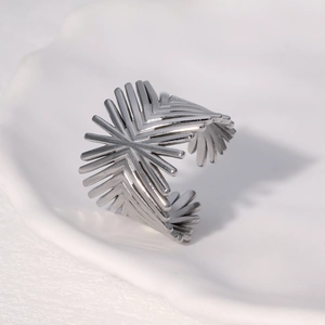 Minimalist silver geometric multilayer crisscross open ring in stainless steel