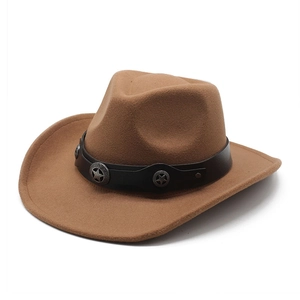 Chapeau de cowboy classique en feutre de laine marron avec ceinture noire et boucles d'étoiles