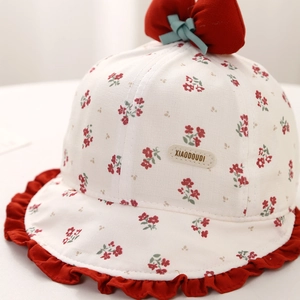 Cappello da sole neonata a fiori con fiocco rosso e tesa a onde, ideale per gite primaverili