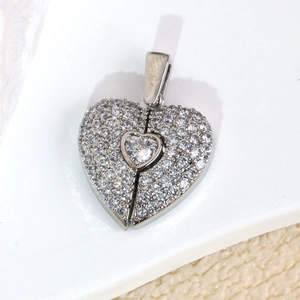 Micro zircon heart wing necklace pendant in silver with opening design and pavé setting