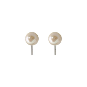 Elegant s925 silver stud earrings with round pinkish-white natural freshwater pearls