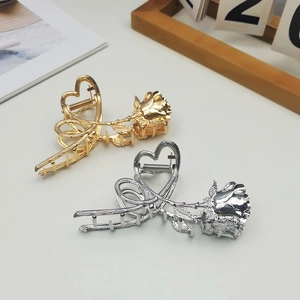 Vintage metal rose and heart hair claw clips in gold and silver finish for women