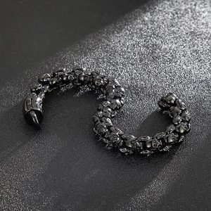 Vintage black stainless steel skull head bracelet for men in gothic punk street style