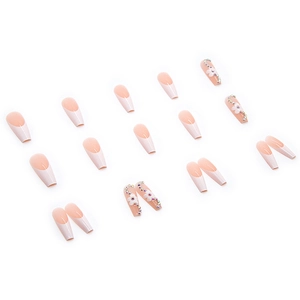 Faux ongles cercueil dégradé français avec fleurs 3D et strass colorés brillants