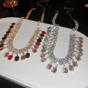 Colliers chics à franges en strass carrés plaqués or et argent pour femmes élégantes