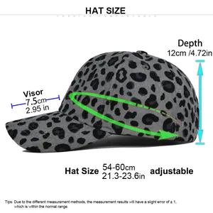 Size chart showing adjustable 54-60cm circumference and 7.5cm visor for corduroy baseball cap