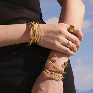 Luxury 18K gold plated stainless steel multi-layered nail bangle with sparkling crystals