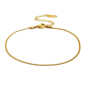 Cavigliera minimalista in acciaio inossidabile placcato oro 18K con catena sottile e chiusura