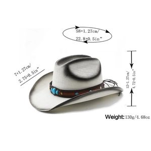 Détail d'un chapeau de cowboy en paille avec bande en cuir perlé turquoise et mesures
