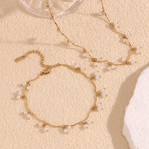Wave Chain Pendant Necklace Stainless Steel 18K Gold Plated Imitation Artificial Pearl Cluster Fashion Jewelry For Women