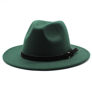Cappello fedora classico in lana verde scuro a tesa larga con cinturino in pelle e fibbia