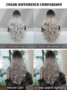 Comparaison de couleur de perruque longue ondulée gris dégradé sous différents éclairages