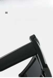 Detail des leichten und superelastischen Scharniers der schwarzen Sportsonnenbrille
