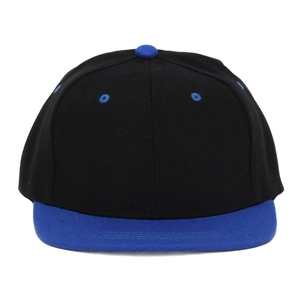 Casquette snapback hip hop à bord plat noire et bleu roi avec œillets contrastés