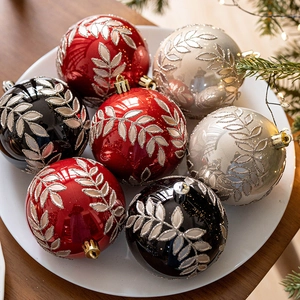 Set di palline di Natale da 8cm con motivi a foglie dorate per decoro dell'albero