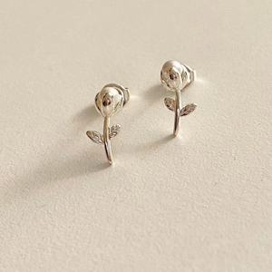 Boucles Oreilles Clous Tulipe Avec Tige En Argent Sterling 925 Et Süßwasserperle Eau Douce Bijoux Floraux Élégants Minimalistes
