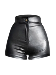 Schwarze Damen PU-Leder-Shorts mit hoher Taille, schmale Passform und Metallknopf-Detail