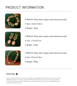 Détails des dimensions et matériaux de la parure de bijoux vintage cœur en strass