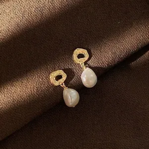 French Vintage Freshwater Pearl Pendant Earrings Alloy Hammered Gold Circle Irregular Geometric Drop Jewelry Women