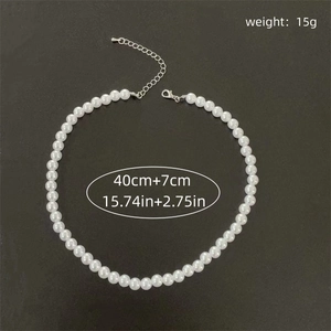 Detailed size view of retro pearl necklace with dimensions 40cm plus 7cm extender